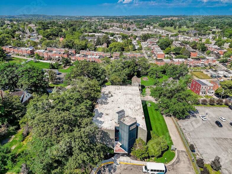 More Photos Of 1001 Pine Heights Ave, Baltimore Office For Sale