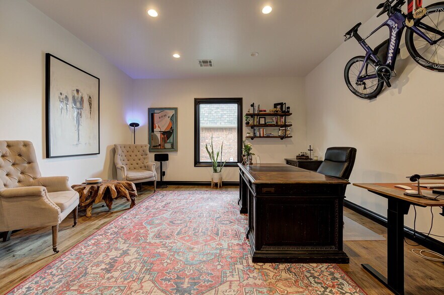 More Photos Of 2917 NW 156th St, Edmond Office Residential For Lease