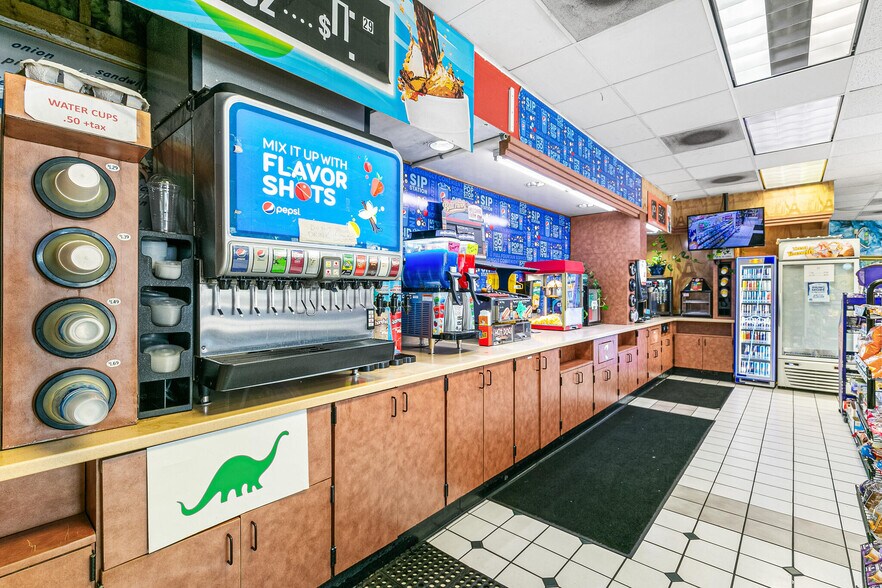 More Photos Of 295 S Broadway, Denver Service Station For Sale