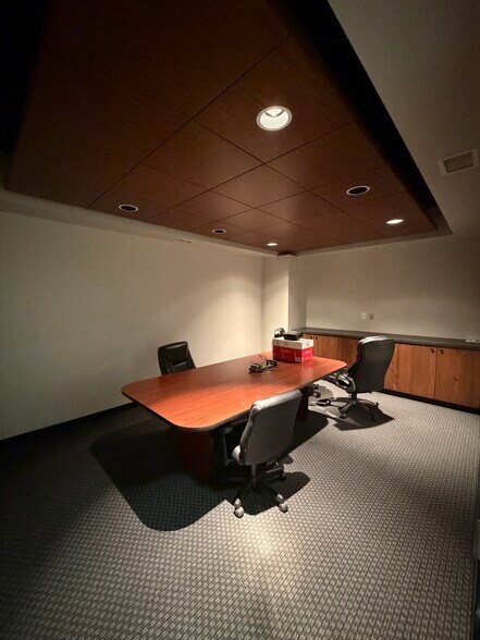 More Photos Of 3029 N Post Rd, Indianapolis Industrial For Lease