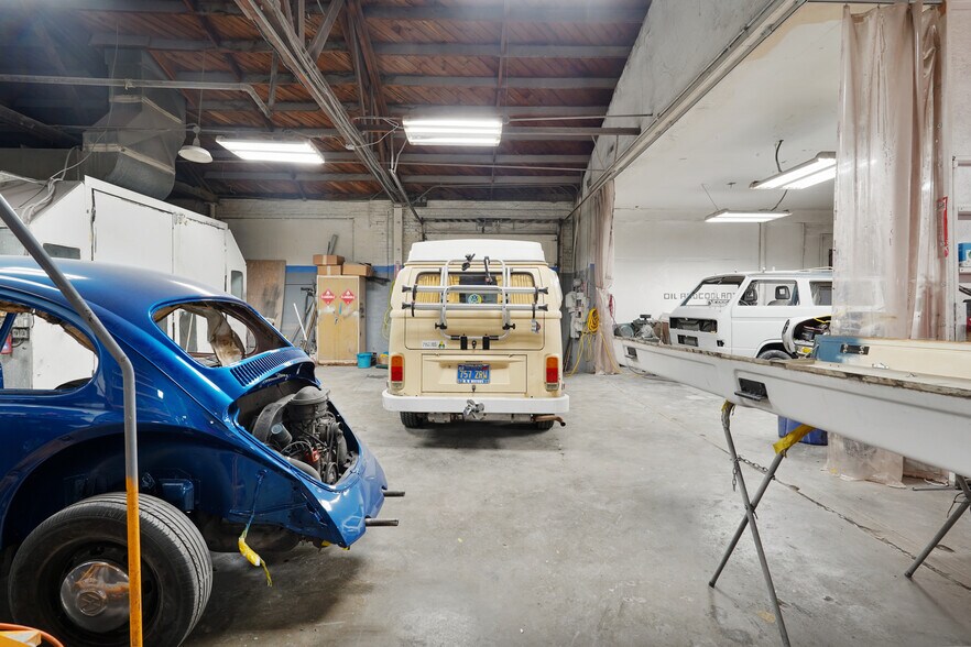 More Photos Of 245 24th St, Richmond Auto Repair For Sale
