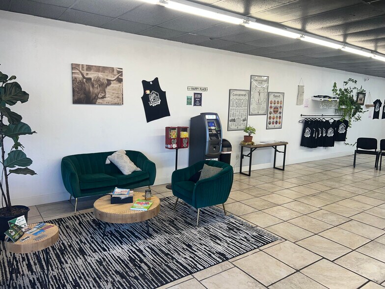 More Photos Of 1802-1816 NW Fort Sill Blvd, Lawton Unknown For Lease