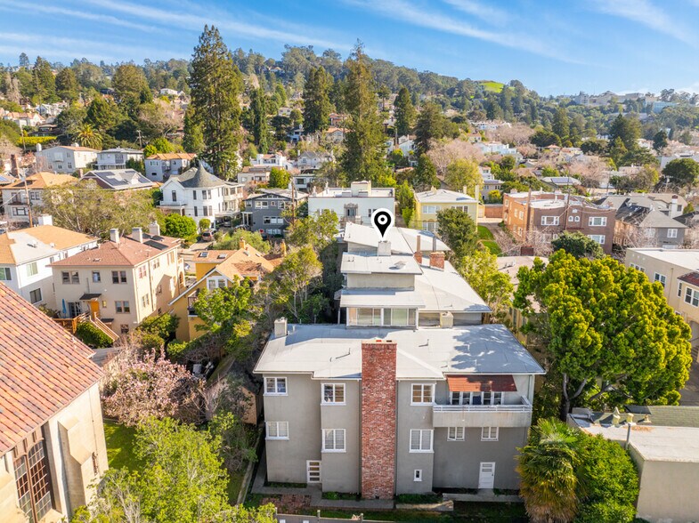 More Photos Of 1526 Arch St, Berkeley Apartments For Sale