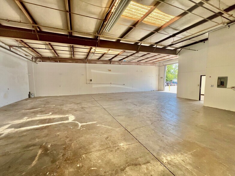 More Photos Of 625 Spice Islands Dr, Sparks Unknown For Lease