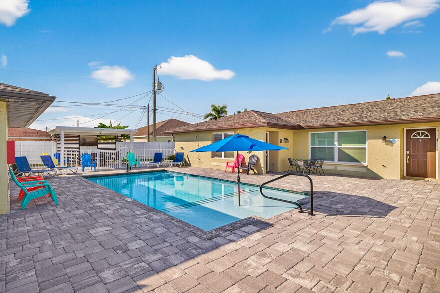 More Photos Of 624 SE 46th St, Cape Coral Multifamily For Sale