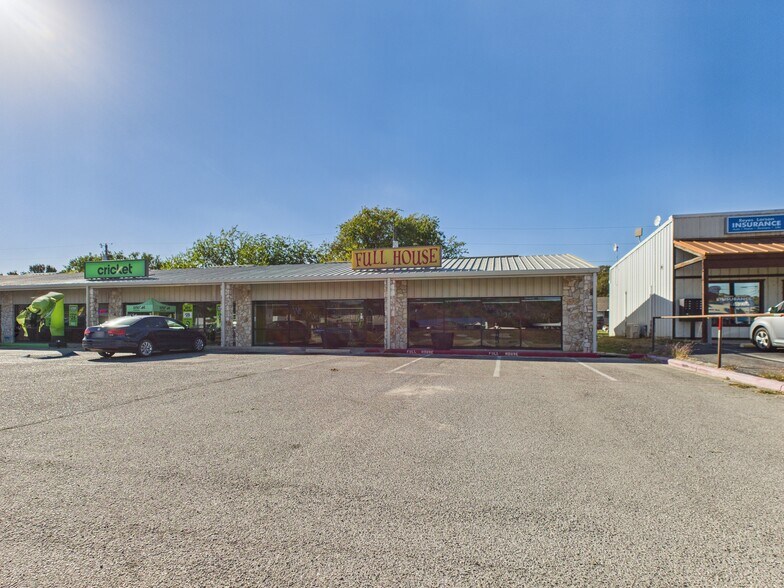 More Photos Of 1902-1906 N Us-281 Hwy, Marble Falls Unknown For Lease