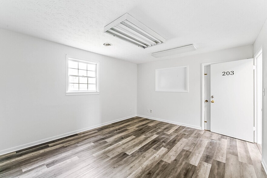 More Photos Of 310 N Glynn St, Fayetteville Medical For Lease