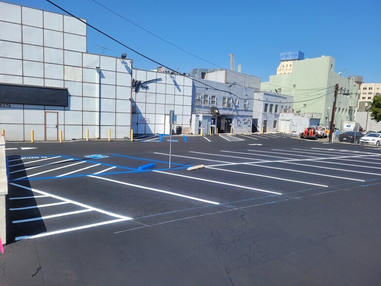 More Photos Of 5358-5376 Wilshire Blvd, Los Angeles General Retail For Lease