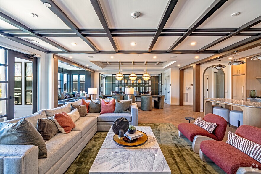 More Photos Of 619 N Maple Ave, Ho-Ho-Kus Apartments For Lease