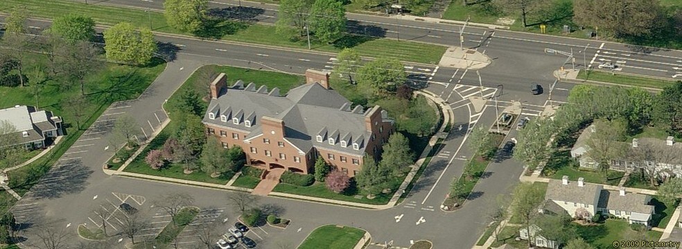 More Photos Of 1 Rossmoor Dr, Monroe Township Medical For Lease