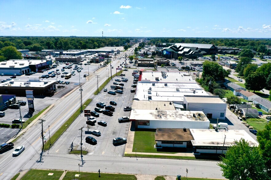 More Photos Of 1701 S Campbell Ave, Springfield Office For Sale