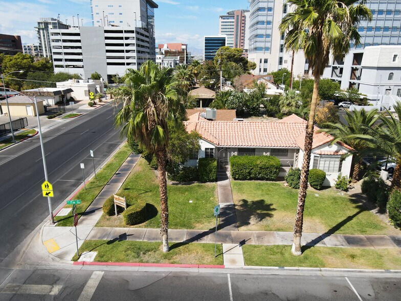 More Photos Of 430 S 7th St, Las Vegas Office For Lease