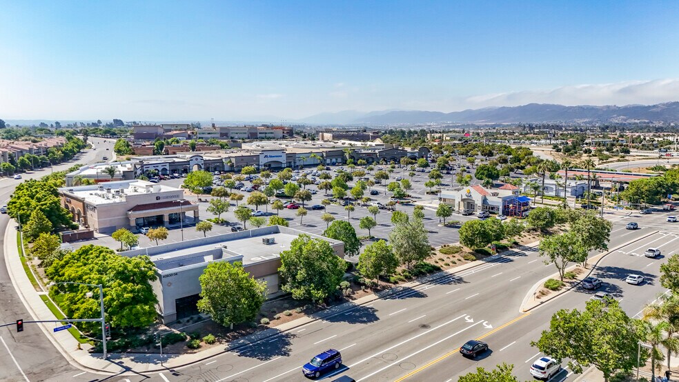 More Photos Of 40930-41090 California Oaks Rd, Murrieta Unknown For Lease