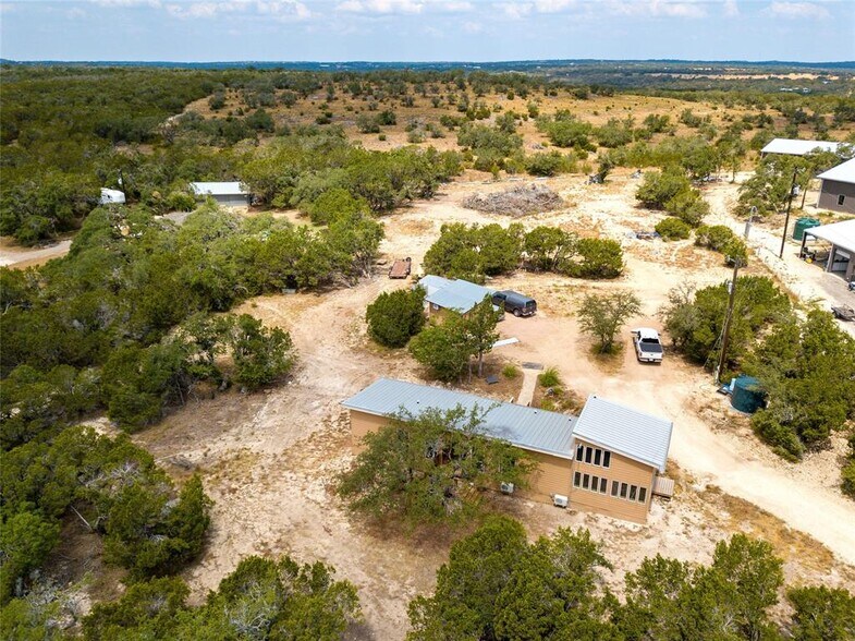 More Photos Of 30303 Ranch Road 12, Dripping Springs Office For Lease