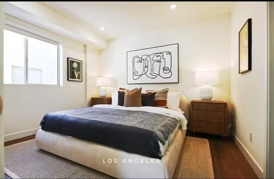 More Photos Of 1245 N New Hampshire Ave, Los Angeles Apartments For Sale