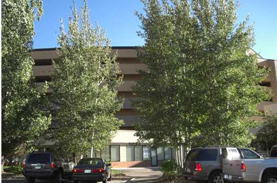 More Photos Of 137 Benchmark Rd, Avon Apartments For Sale