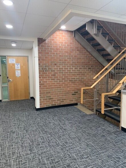 More Photos Of 1401 N Cedar Crest Blvd, Allentown Medical For Lease