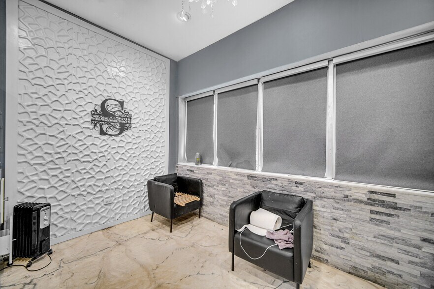 More Photos Of 8546-8554 S Stony Island Ave, Chicago Unknown For Lease