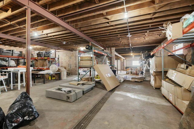 More Photos Of 4620-4622 W Fullerton Ave, Chicago Warehouse For Lease
