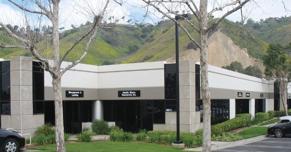 More Photos Of 22345 La Palma Ave, Yorba Linda Light Distribution For Lease