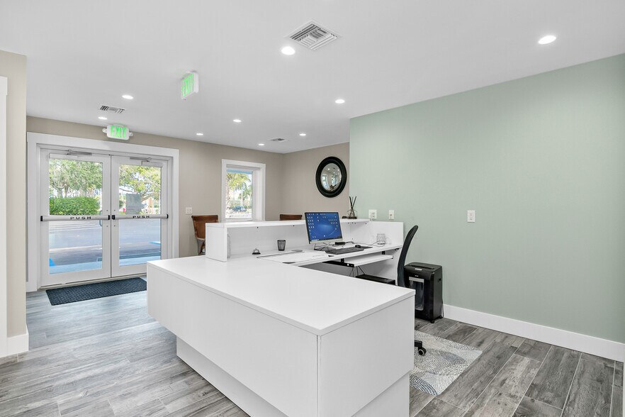 More Photos Of 3010 Tamiami Trl E, Naples Office For Sale