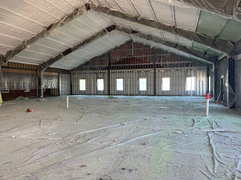More Photos Of 13 Sycamore Way, Branford Manufacturing For Lease