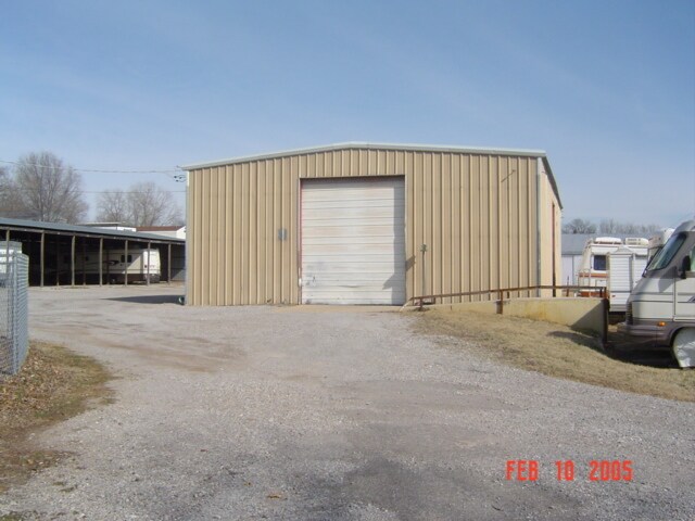 More Photos Of 600 Evanhale -1, Oklahoma City Warehouse For Lease