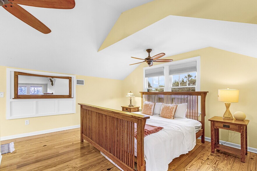 More Photos Of 530 Green St, Englewood Storefront Retail Residential For Sale