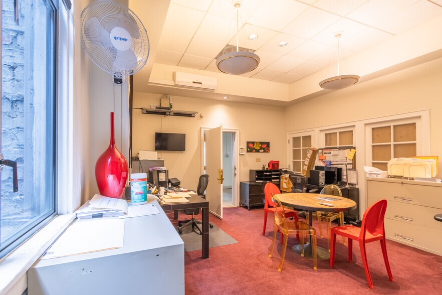 More Photos Of 1307-1311 Sutter St, San Francisco Storefront Retail Office For Sale