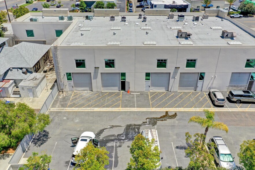 More Photos Of 250 S Pacific St, San Marcos Flex For Lease