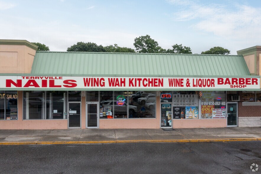 More Photos Of 671 Old Town Rd, Terryville Unknown For Lease