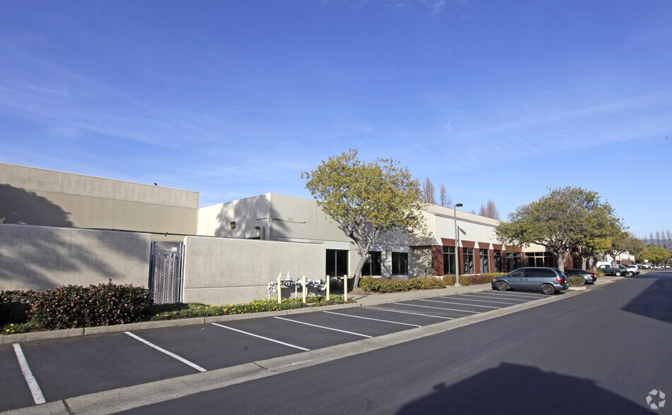 More Photos Of 300 Wind River Way, Alameda Unknown For Lease