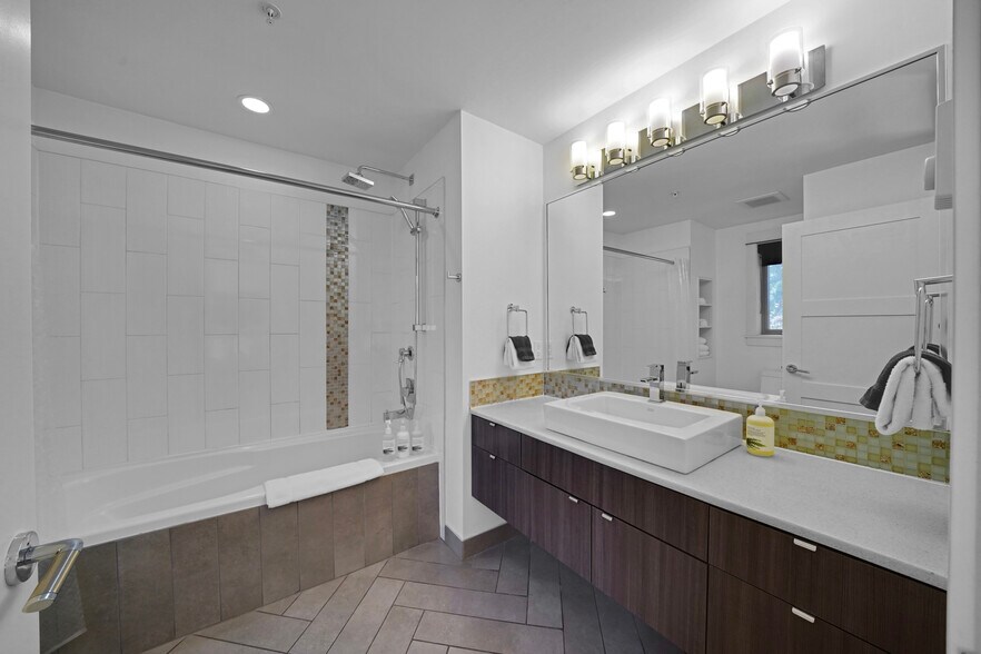 More Photos Of 118 Rainbow Rd, Salt Spring Island Land For Sale