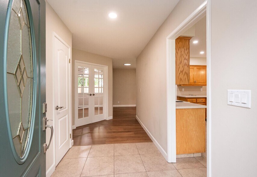 More Photos Of 25265 Carlsbad Ave, Davis Apartments For Sale