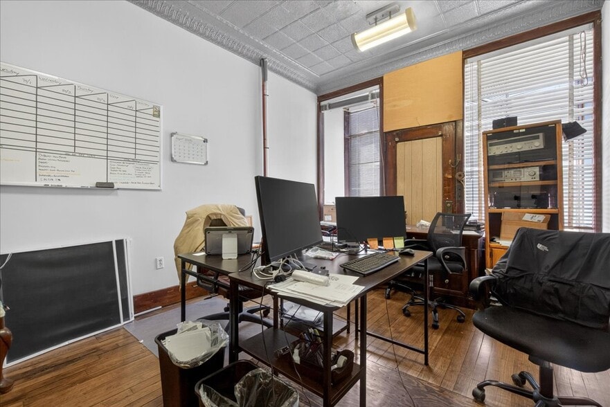 More Photos Of 30 White St, Cohoes Office For Sale