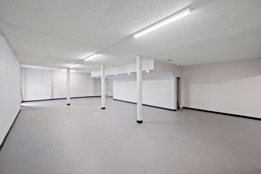 More Photos Of 1425 E 4th St, Reno Storefront Retail Residential For Sale