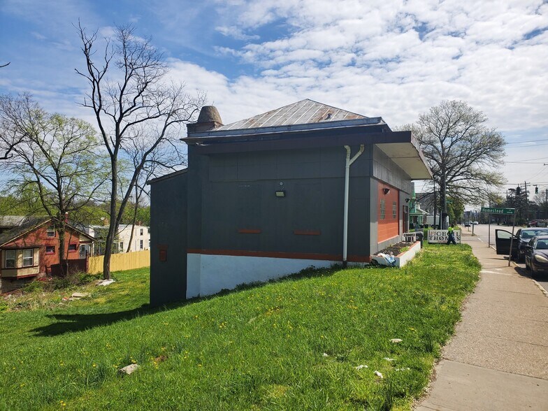 More Photos Of 2200 Harrison Ave, Cincinnati Freestanding For Sale