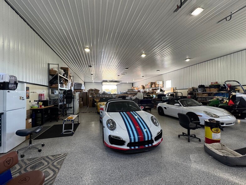 More Photos Of 1046 Ekastown Rd, Saxonburg Office Residential For Lease