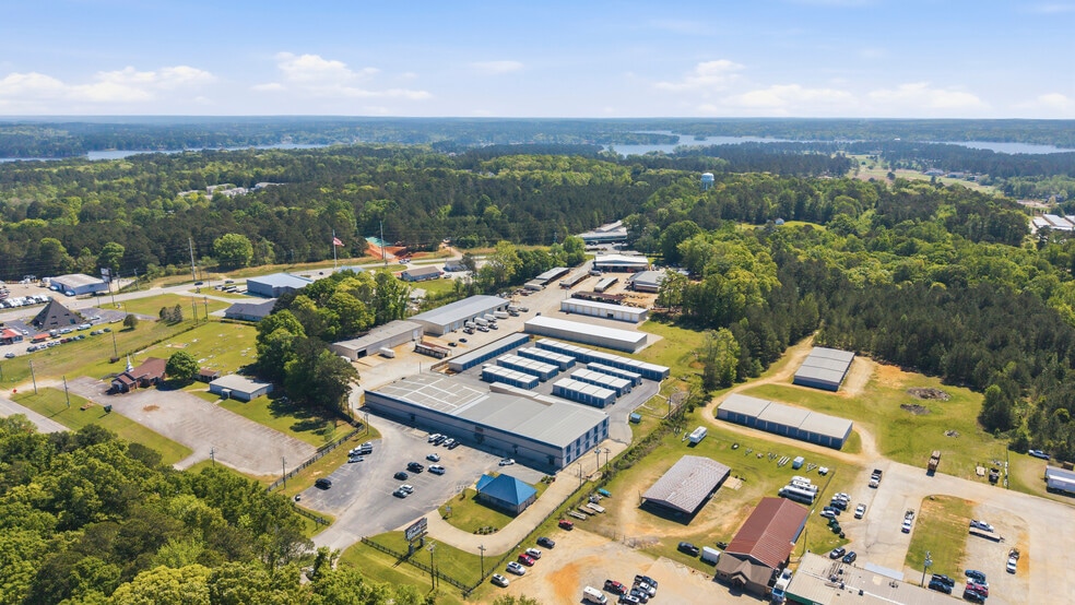 More Photos Of 966 Greensboro Rd, Eatonton Flex For Lease