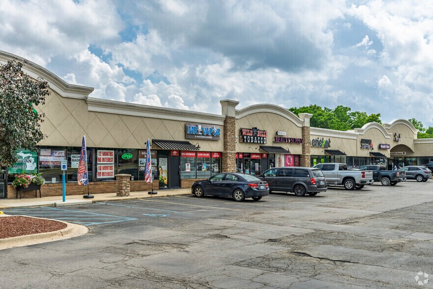 More Photos Of 4205-4225 Miller Rd, Flint Unknown For Lease