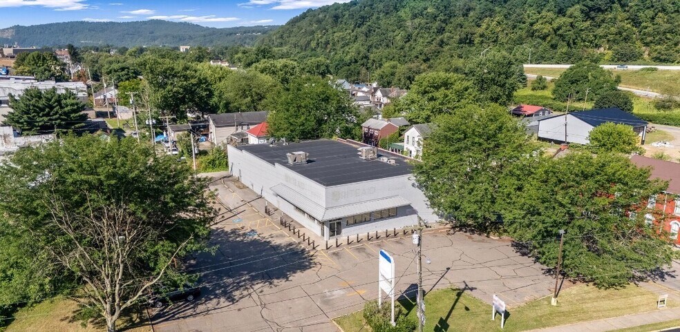 More Photos Of 220 3rd St, Wellsville Drugstore For Sale