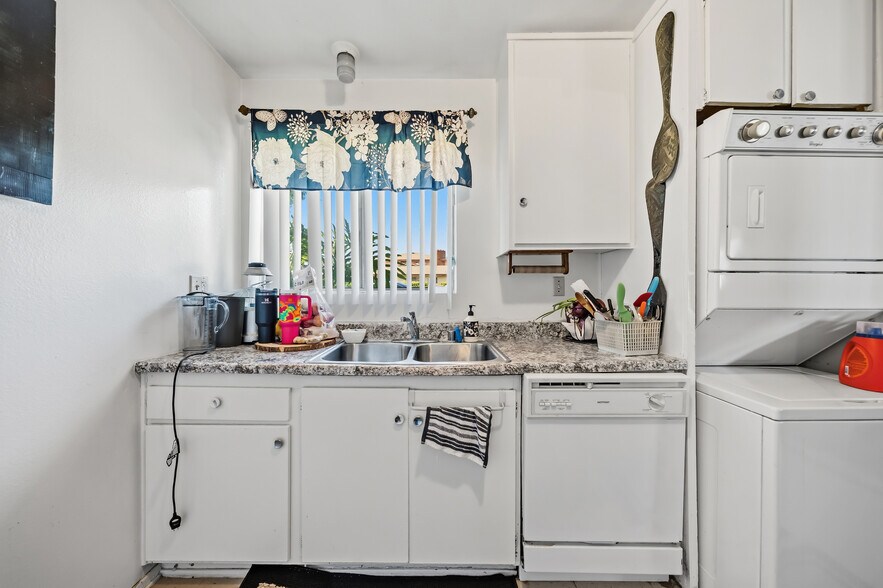More Photos Of 2524 Price Dr, La Verne Apartments For Sale