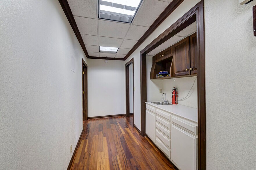 More Photos Of 2449 S El Camino Real, San Clemente Storefront Retail Office For Sale