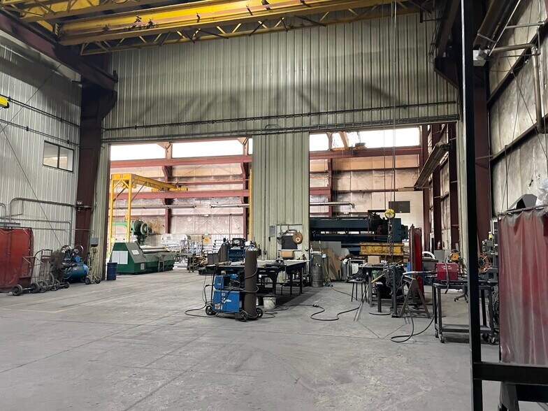 More Photos Of 4751 Fox St, Denver Manufacturing For Lease
