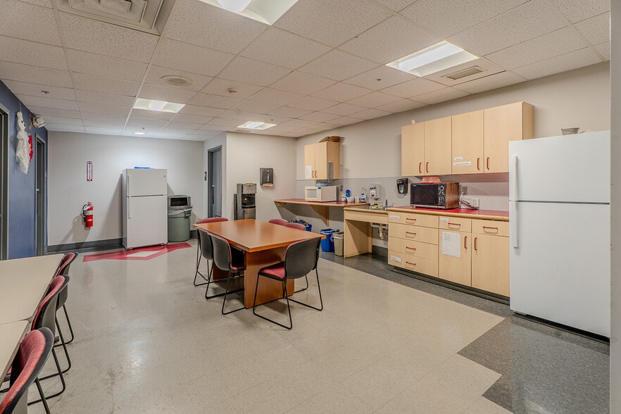 More Photos Of , Buffalo Office For Sale