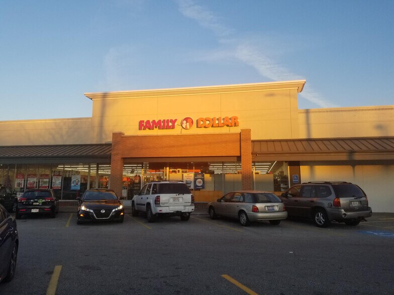 More Photos Of 5200-5302 Memphis Ave, Cleveland Unknown For Lease