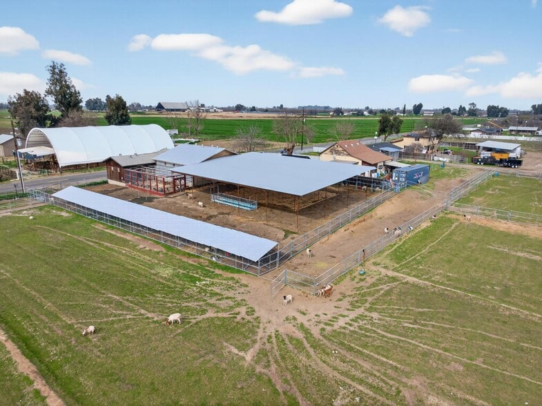 More Photos Of 6873 20th Ave, Lemoore Land For Sale