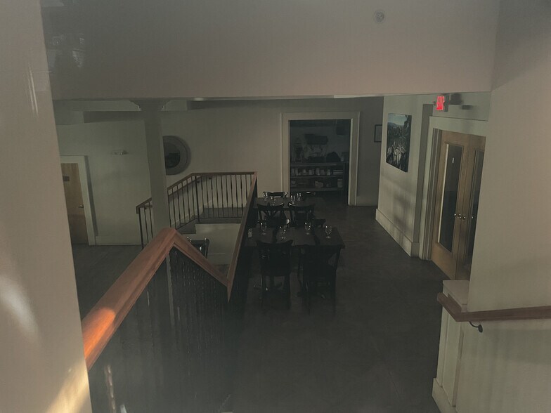 More Photos Of 173 Main St, Nyack Restaurant For Lease