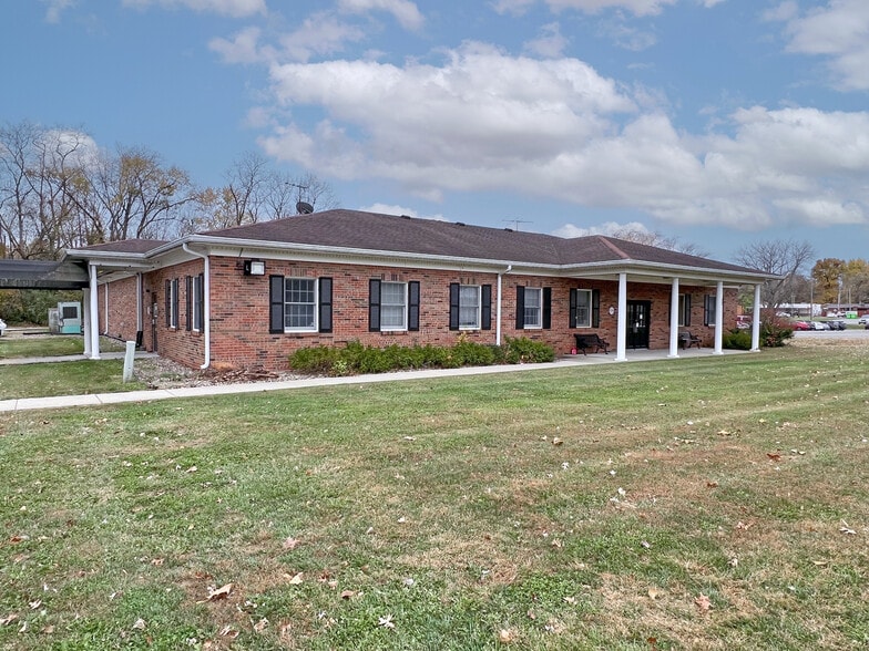 More Photos Of 28 N 64th St, Belleville Medical For Sale