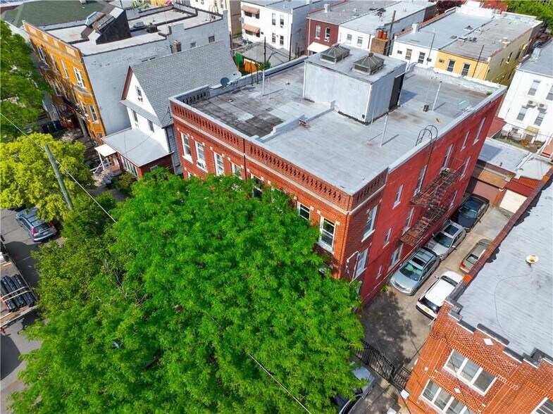 More Photos Of 1871 W 13th St, Brooklyn Apartments For Sale